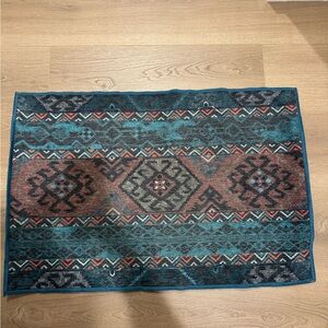 Ruggable 2x3’ Geometric Patterned Rug